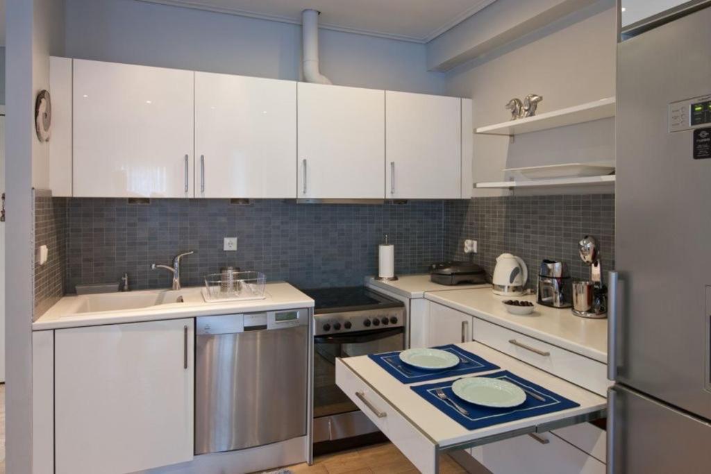 Acropolis Luxury Apartment With Balcony Ateny Zewnętrze zdjęcie