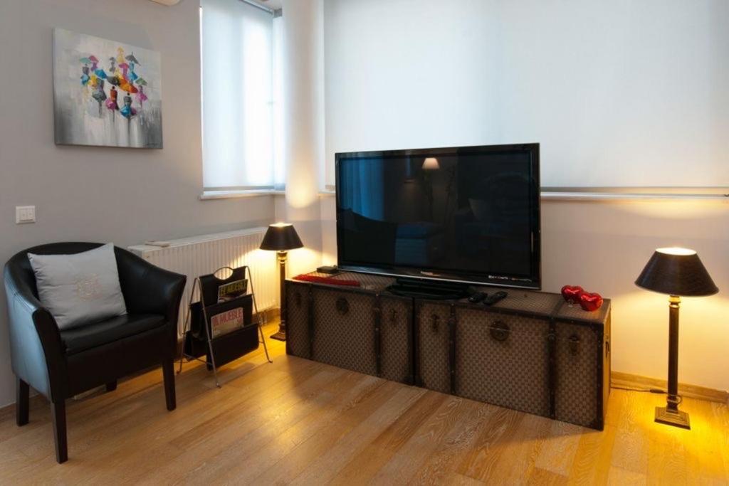 Acropolis Luxury Apartment With Balcony Ateny Zewnętrze zdjęcie