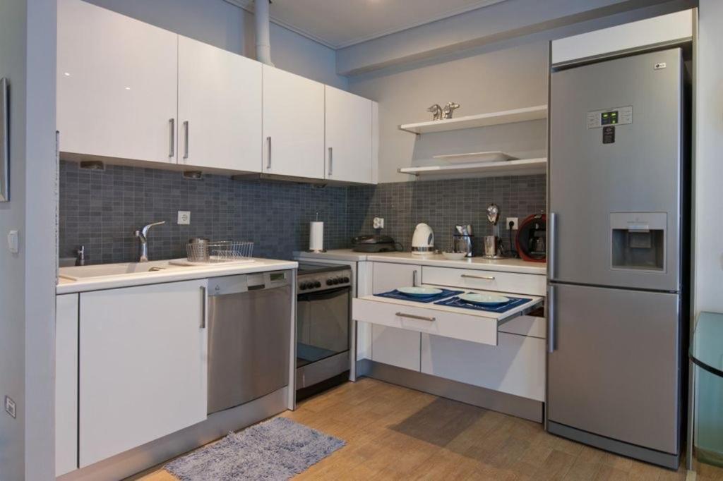 Acropolis Luxury Apartment With Balcony Ateny Zewnętrze zdjęcie